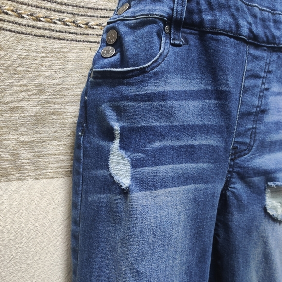 Jean Overalls - Picture 4 of 9